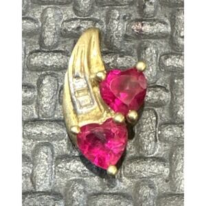 10K Marked STS Solid Yellow Gold Red Heart Ruby Pendant